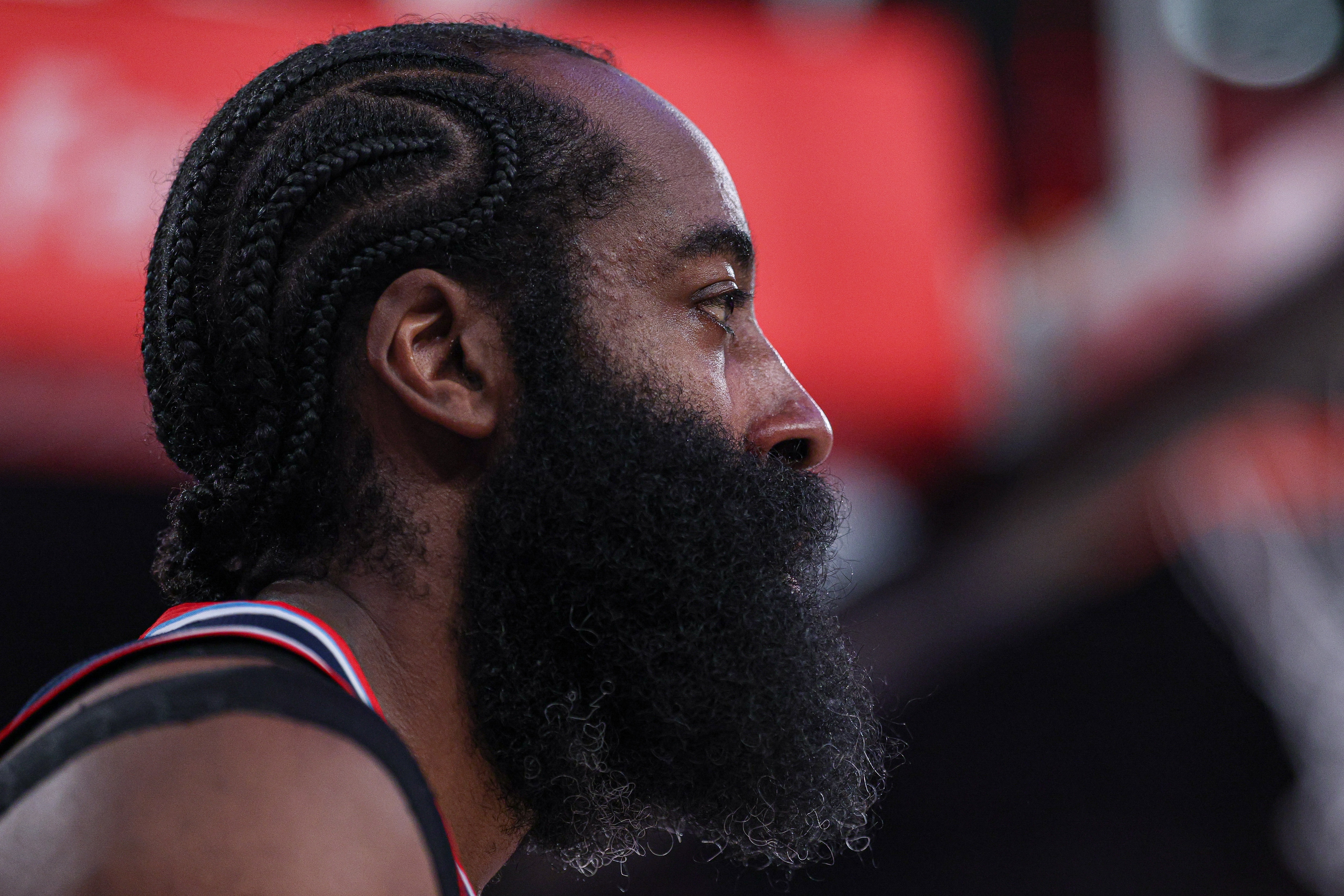 开云APP-美记：哈登光薪资就4亿 有代言&amp;生意还嫌赚得少？他想要多少钱？